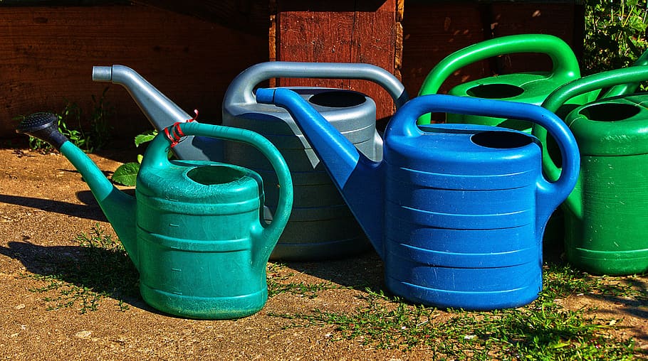 watering cans, spray jug, vessel, irrigation, garden, plastic, container, spout, handle, shower mouthpiece