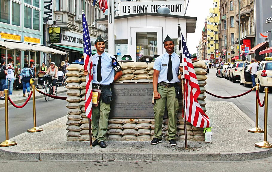 u.s. army checkpoint, berlin, checkpoint charlie, border, border guard, historically, frontier house, america, usa, border guards