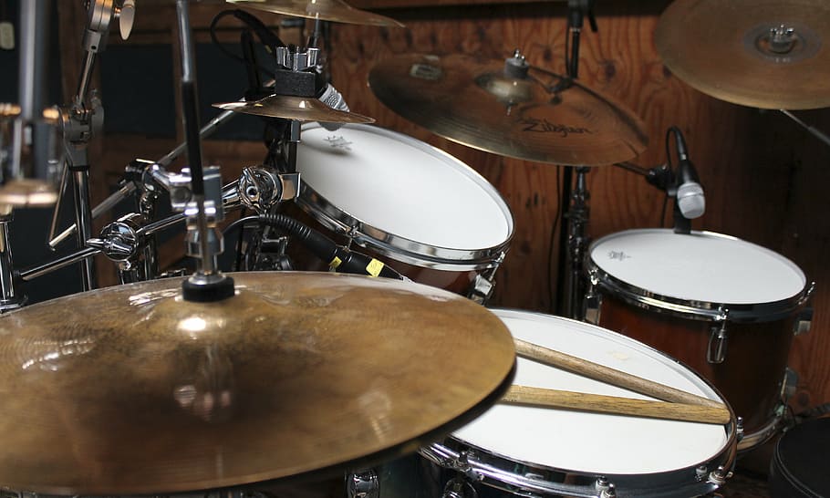 brown, white, drums, set, battery, instruments musical, music, percussion Instrument, drum, sound