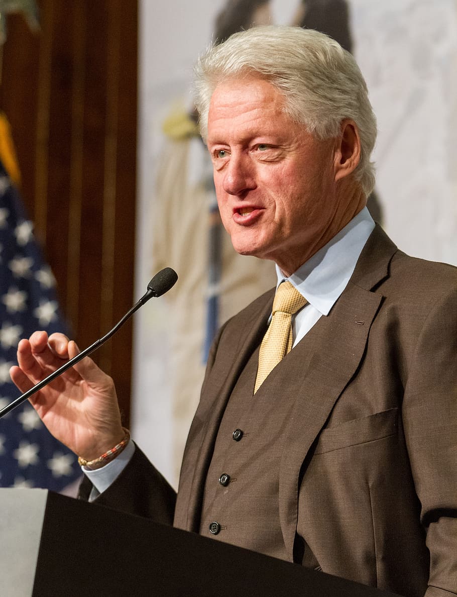 hombre, hablando, frente, podio, micrófono, Bill Clinton, presidente, Estados Unidos, político, estadounidense