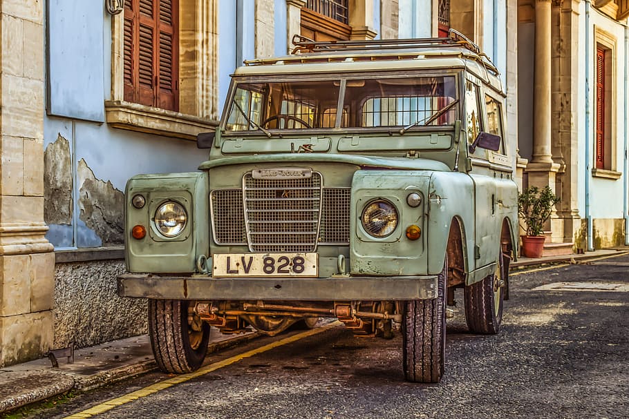 green, vehicle, parked, house, road, land rover, car, 4x4, street, automobile