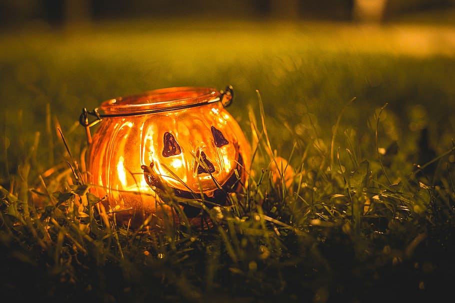 halloween candle holder, evening grass, Halloween, Candle Holder, Evening, Grass, candles, ground, happy halloween, night