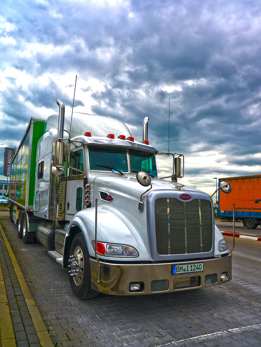 gray freight truckl, truck, hdr, logistics, transport, usa, transportation, mode of transportation, land vehicle, cloud - sky
