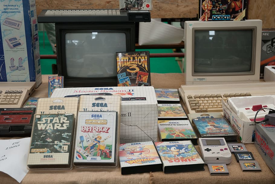 vintage, 1980, retro-gaming, retro, gaming, konsol, di dalam ruangan, kelompok besar objek, tidak ada orang, publikasi