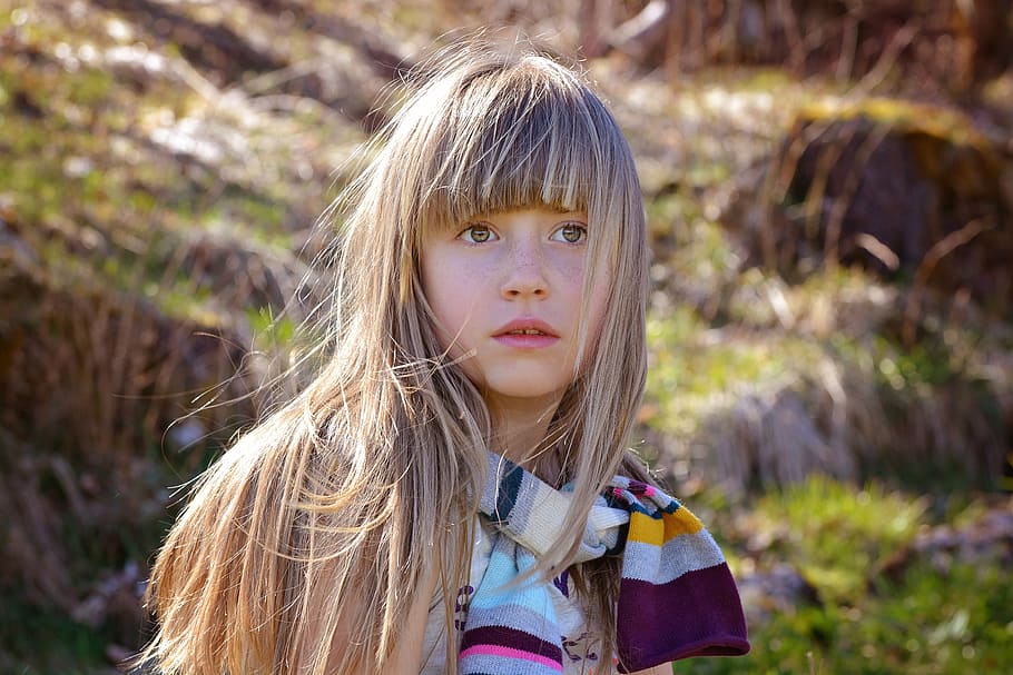 girl, standing, infront, grasses, human, child, blond, long hair, face, view