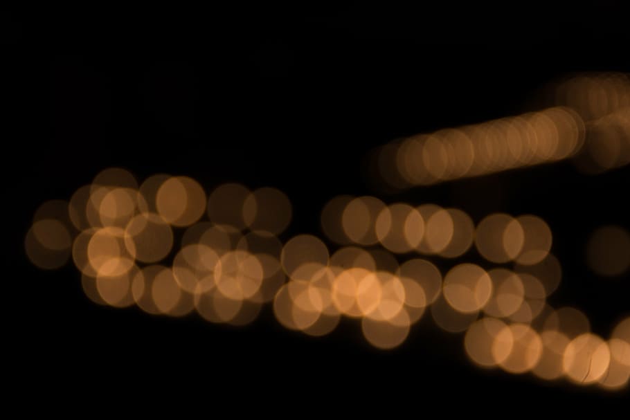 light, out of focus, focus, lamps, candle, candle light, tealight, church, church service, lighting