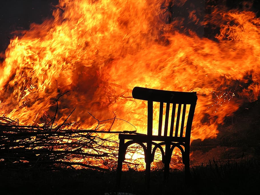 foto, kursi, pembakaran, pohon, api, membakar, api kayu, suhu panas, kecelakaan dan bencana, tidak ada orang