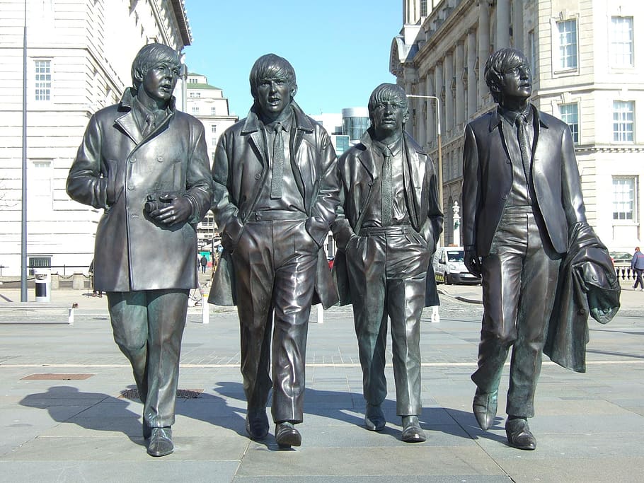 empat, pria, berjalan, patung jalan, Beatles, Liverpool, Patung, kota, panjang penuh, jalan