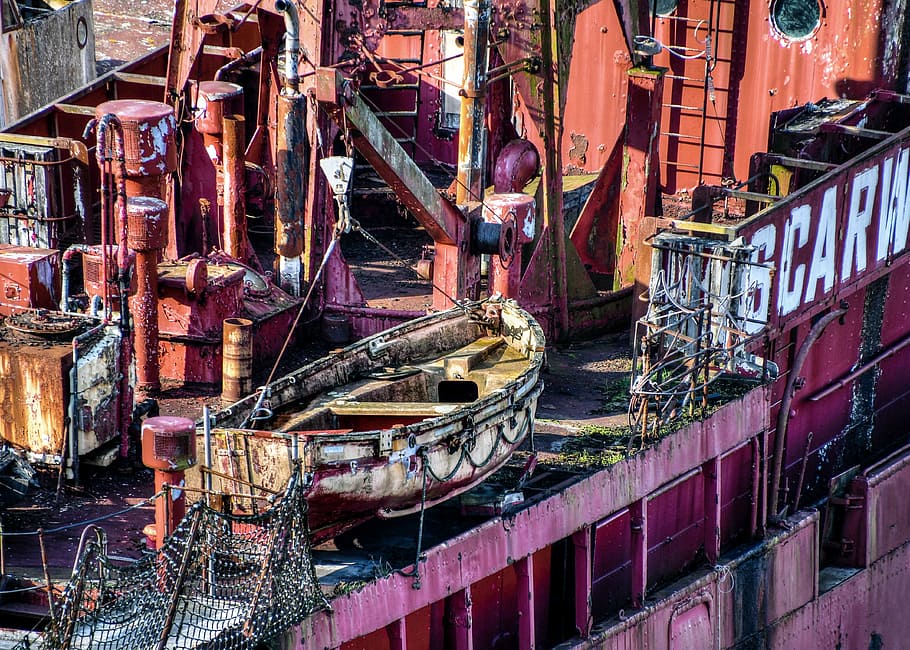 boat, canoe, wreck, old, former, abandoned, red, detail, architecture, built structure