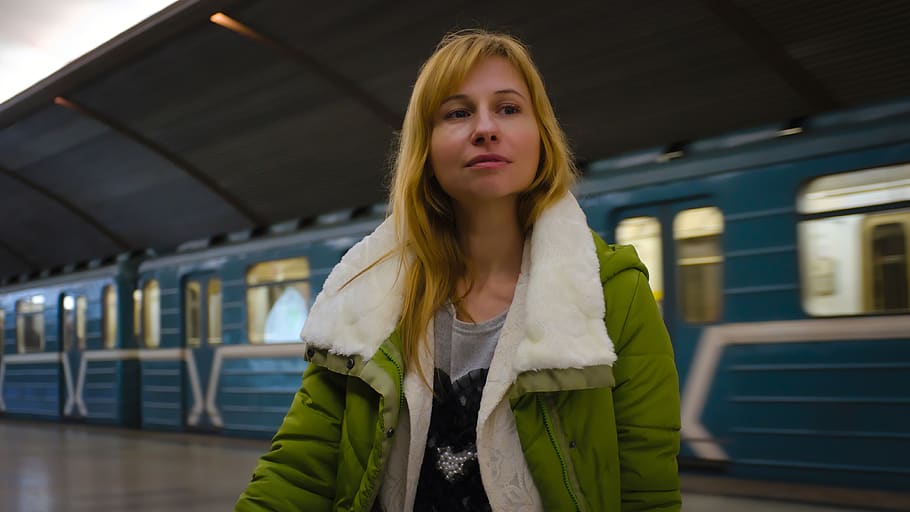 metro, girl, the passenger, stand by, waiting, subway, moscow metro, metropolitan, one person, portrait