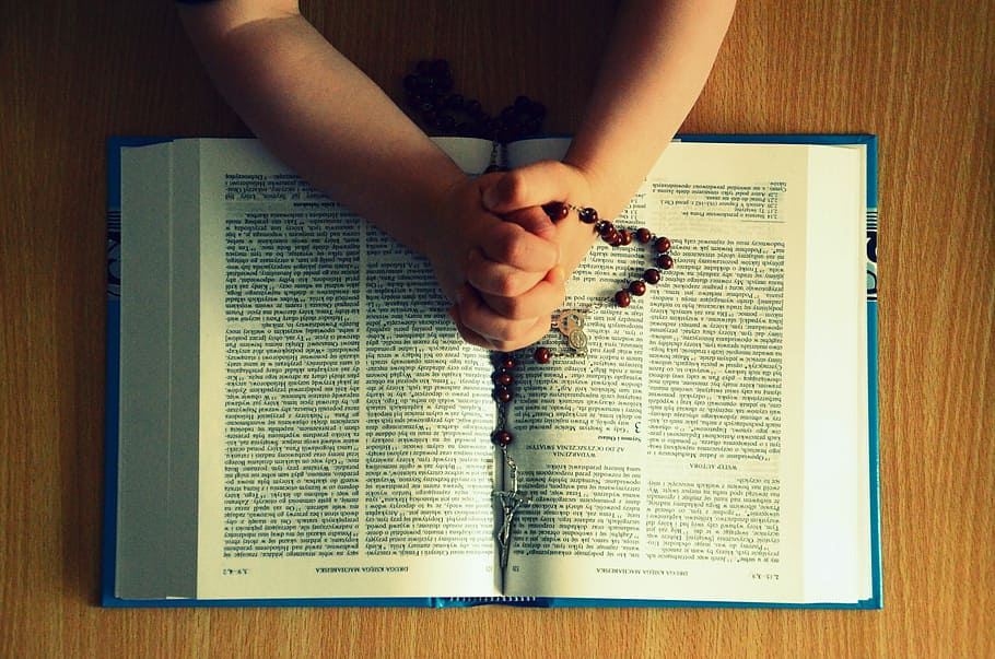 person holding rosary, Religion, Prayer, Bible, Rosary, the rosary, faith, pray, jesus, catholic