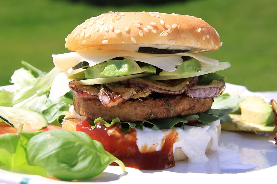 burger dengan sayuran, makan, burger, bawang, alpukat, veggi, sayuran, vegi, makanan, makanan cepat saji