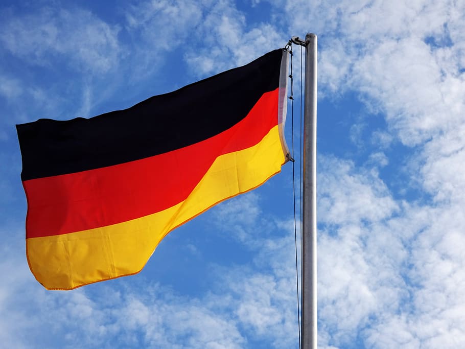 Jerman, bendera, emas merah hitam, warna nasional, tiang bendera, Piala Dunia 2018, em, Piala Dunia, Kejuaraan dunia, kejuaraan Eropa