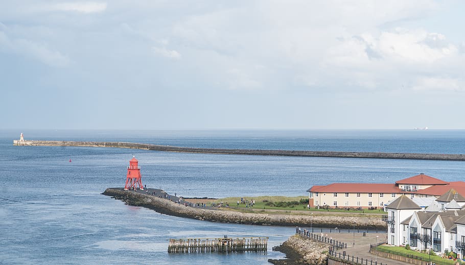 tynemouth lighthouse, herd sands groyne, lighthouse, landmark, tourism, tyne, england, architecture, newcastle, sky