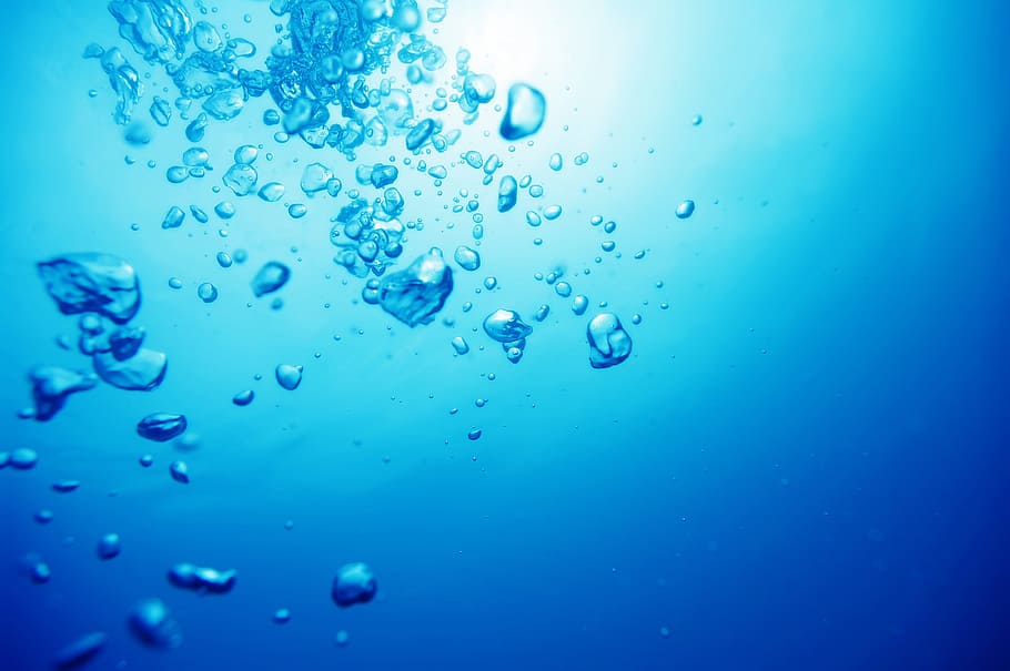 水中の水泡, 水, 空気の泡, 打撃, 酸素, 海, 青, 浸漬, 水の中, 泡