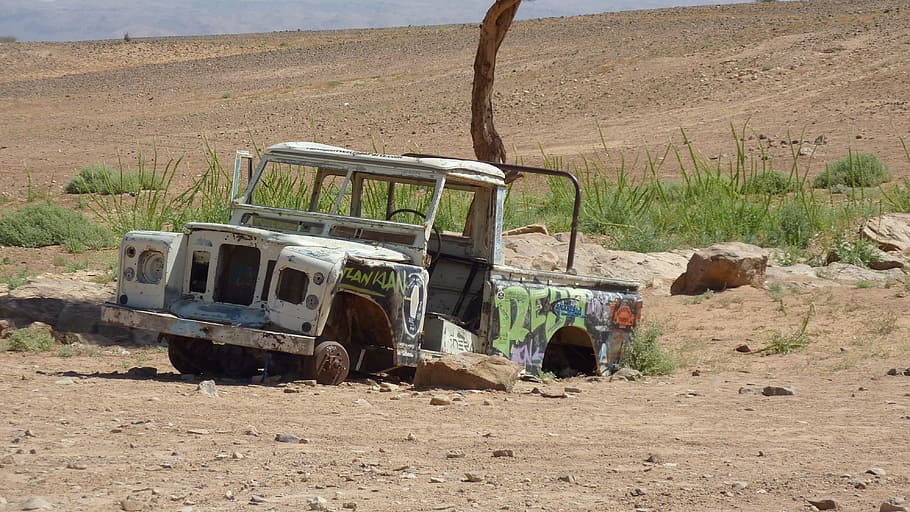 wrecked, abandoned, white, land rover defender suv, dessert, daytime, white Land, Land Rover Defender, SUV, car