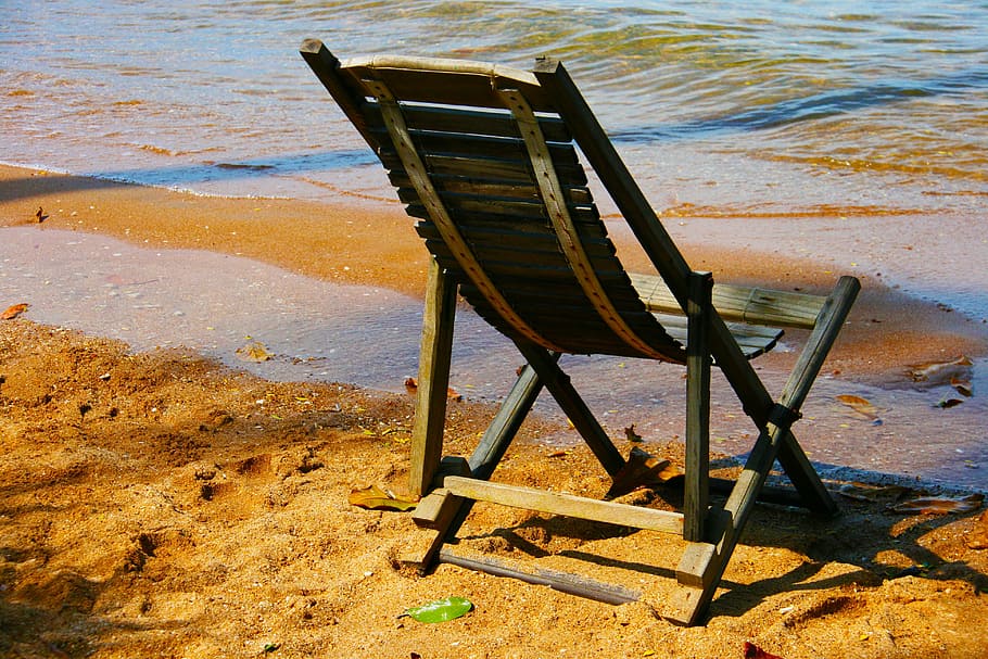 coklat, kursi adirondack, pantai, kursi geladak, pasir, laut, liburan, lautan, musim panas, biru