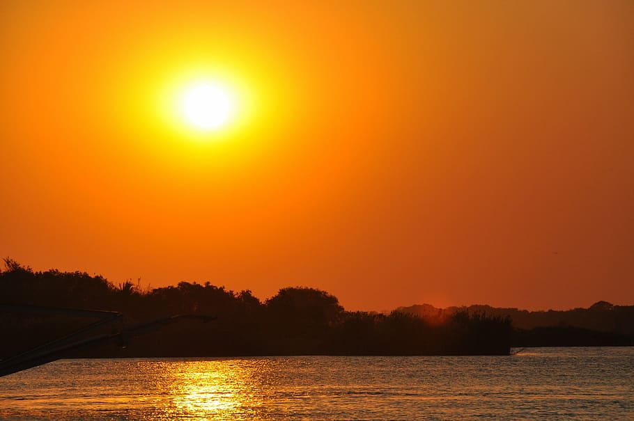 日没, ザンベジ川, ジンバブエ, 川, 空, オレンジ, 太陽, 水, 夕日, オレンジ色