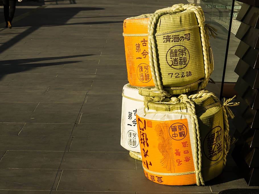 three, round, brown, orange, kanji, print container, Packages, Rope, Texture, writing