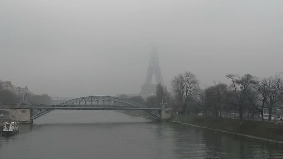 París, Torre Eiffel, niebla, La Sena, Francia, francés, capital, melancolía, gris, síndrome de París