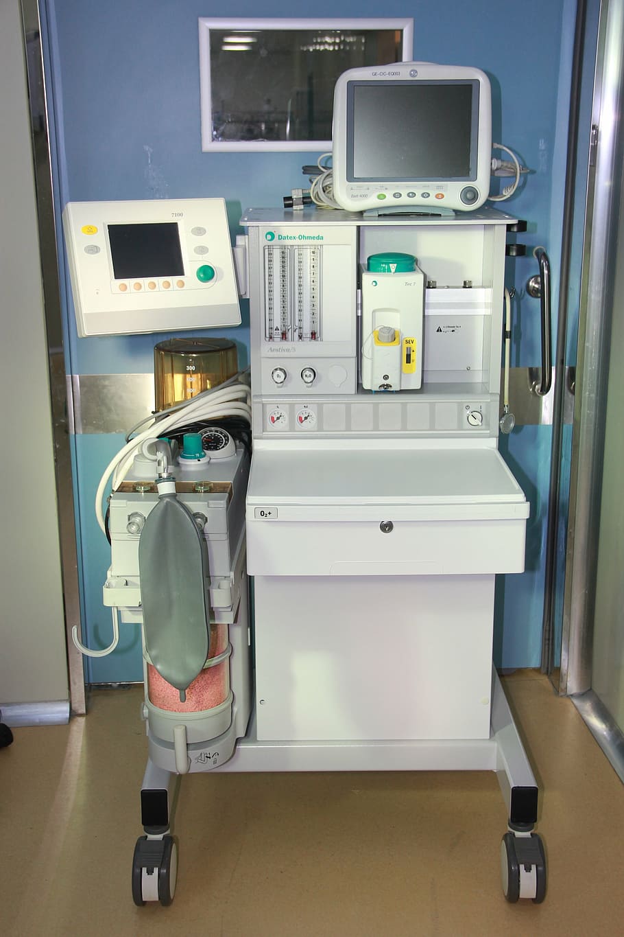 health, anesthesia machine, instrument, hospital, equipment, treatment, technology, indoors, healthcare and medicine, machinery