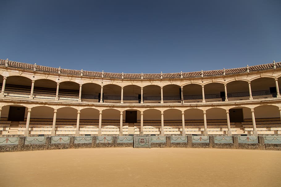 beige, green, building, blue, sky, daytime, bullfight, corrida, arena, spain