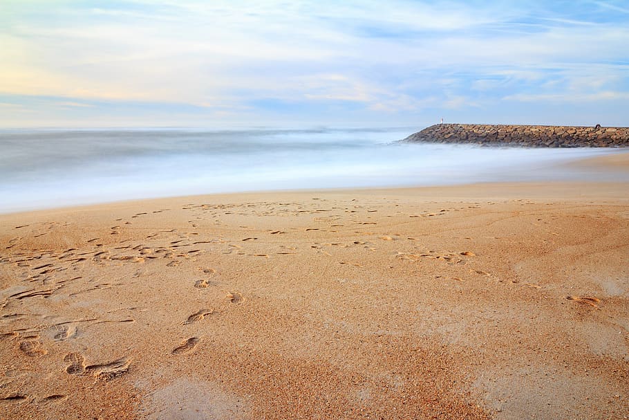 footprints, beach, sea, sand, costa nova, aveiro, portugal, rocks, malecon, waves