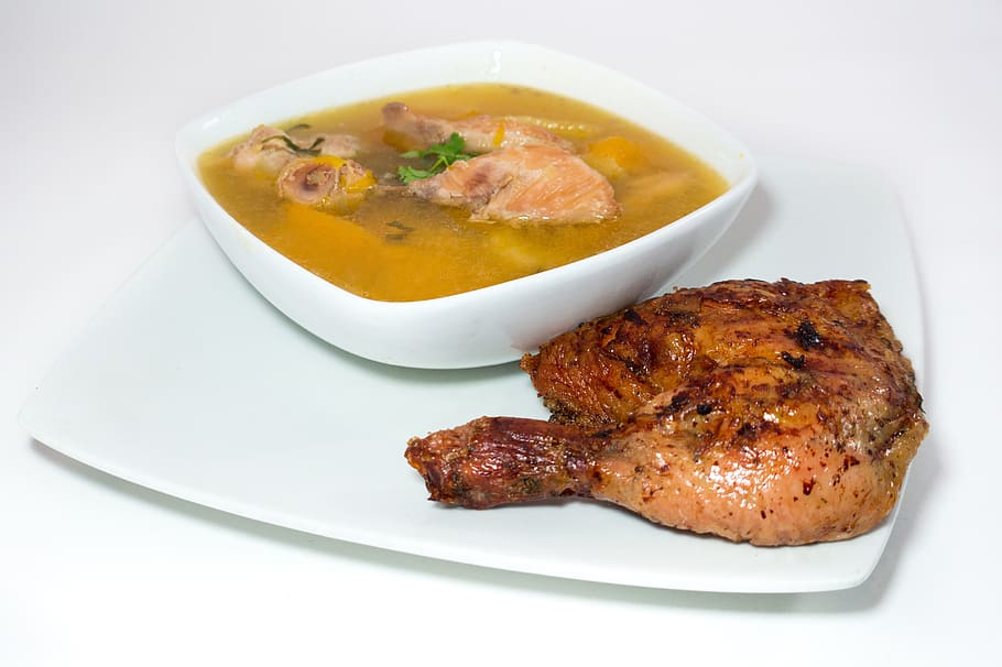 chicken soup, chicken in breaststroke, dish venezuelan, lunch, rico, tasty, delicious, soup, asopado, broth