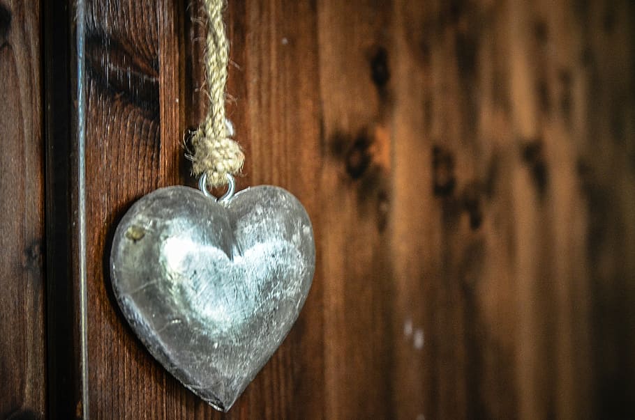 heart glass pendant, heart, metal, wood, love, bar, hand labor, arts crafts, symbolic, loving