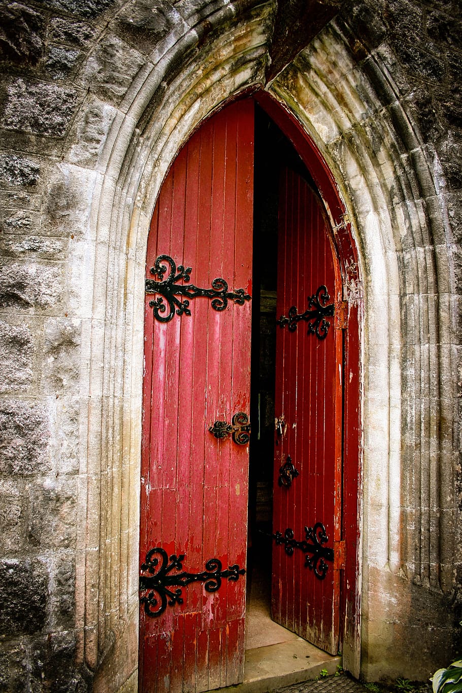 dibuka, merah, kayu, pintu, gereja, pintu merah, batu bata, skotlandia, gereja Skotlandia, bepergian