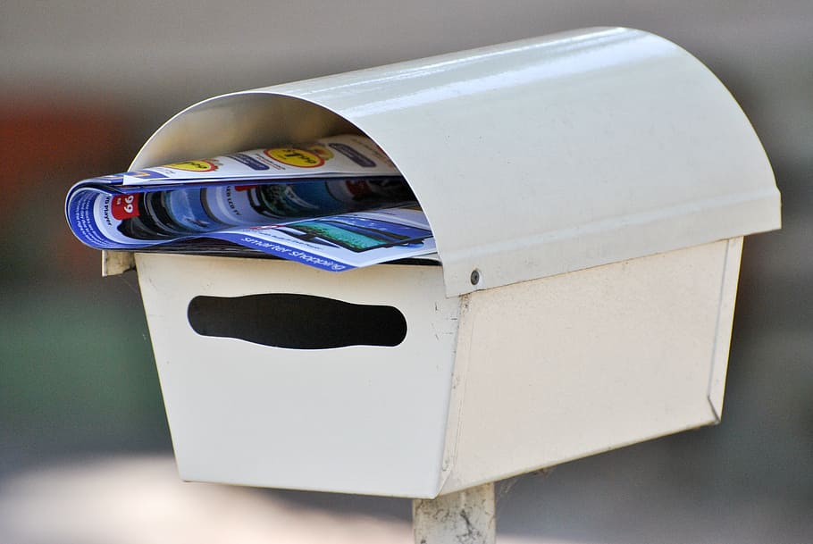 revista na caixa de correio, caixa de correio, carta, correio, caixa, caixa postal, gota, envelope, natureza morta, recipiente