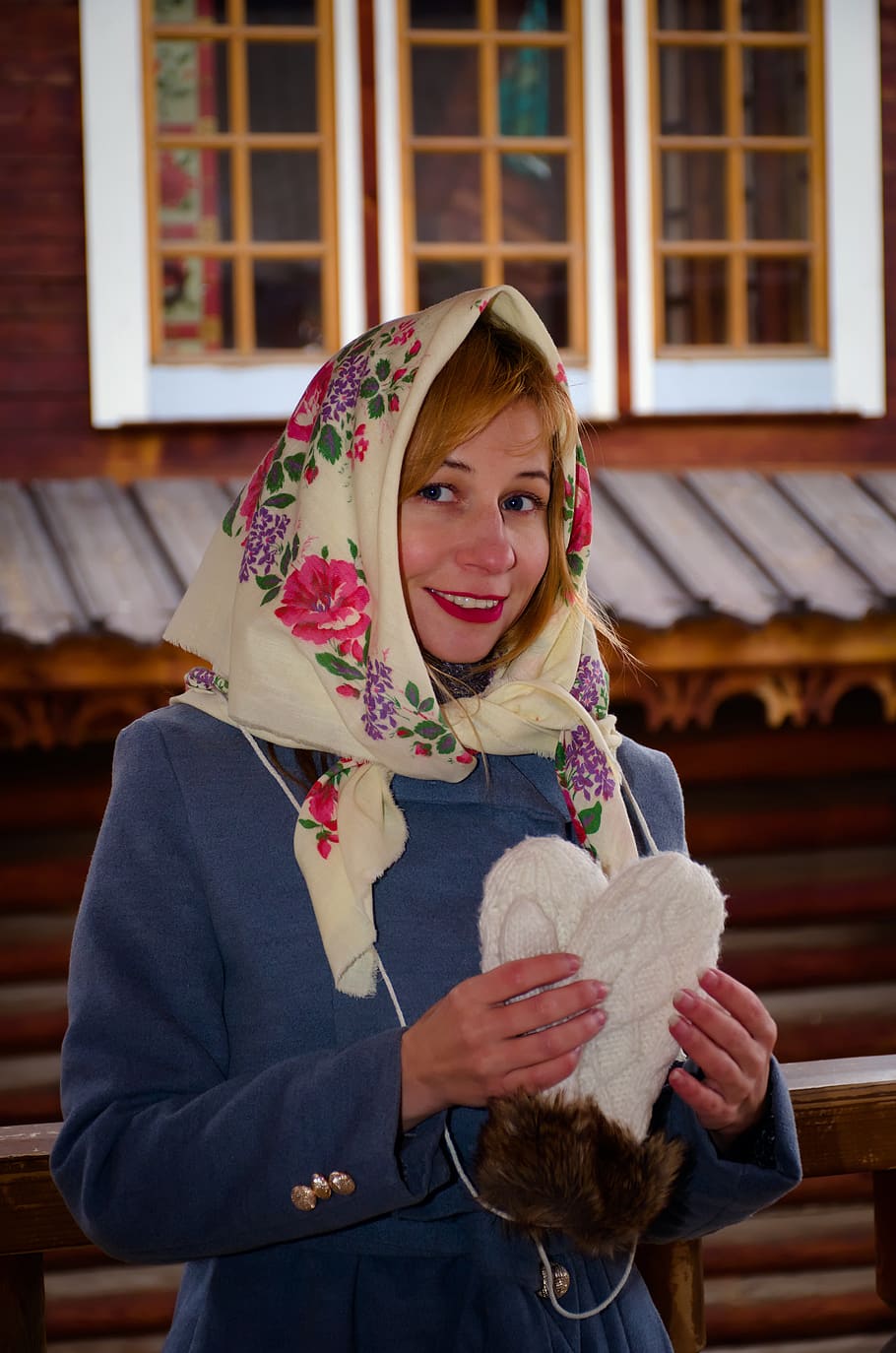 russkaya krasavica, shawl, matryoshka, russian style, russian shawl, mittens, winter, russian, architecture, girl