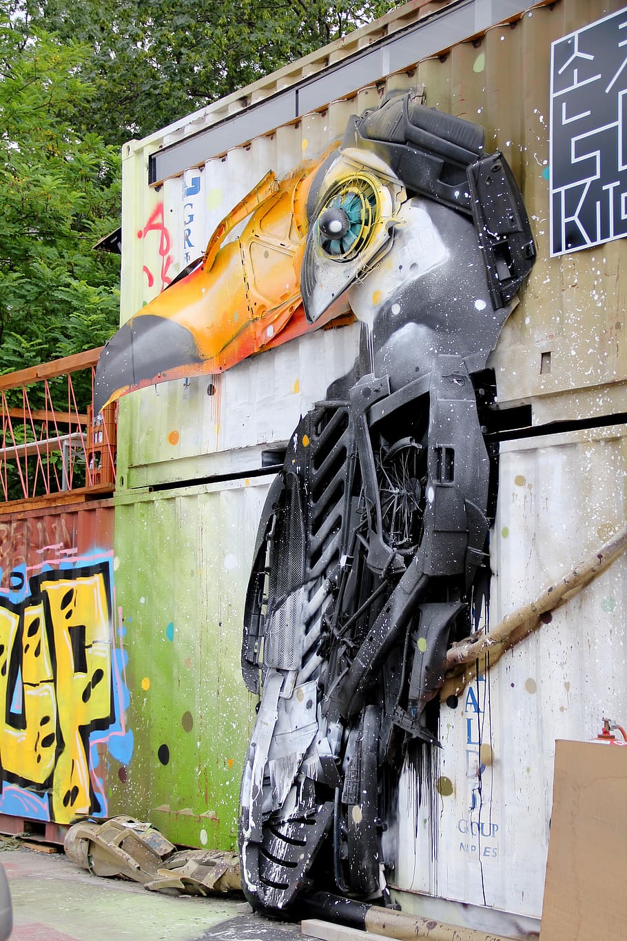 berlin, street art, spray, urban, colour, car wreck, iron, graffiti, communication, day