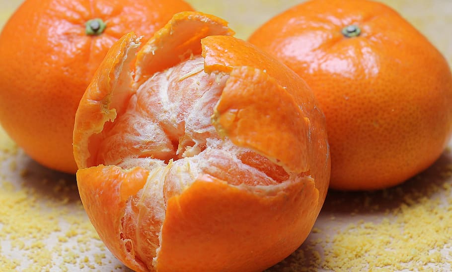 three orange fruits, tangerines, citrus, fruit, clementines, citrus fruit, vitamins, juicy, orange, food