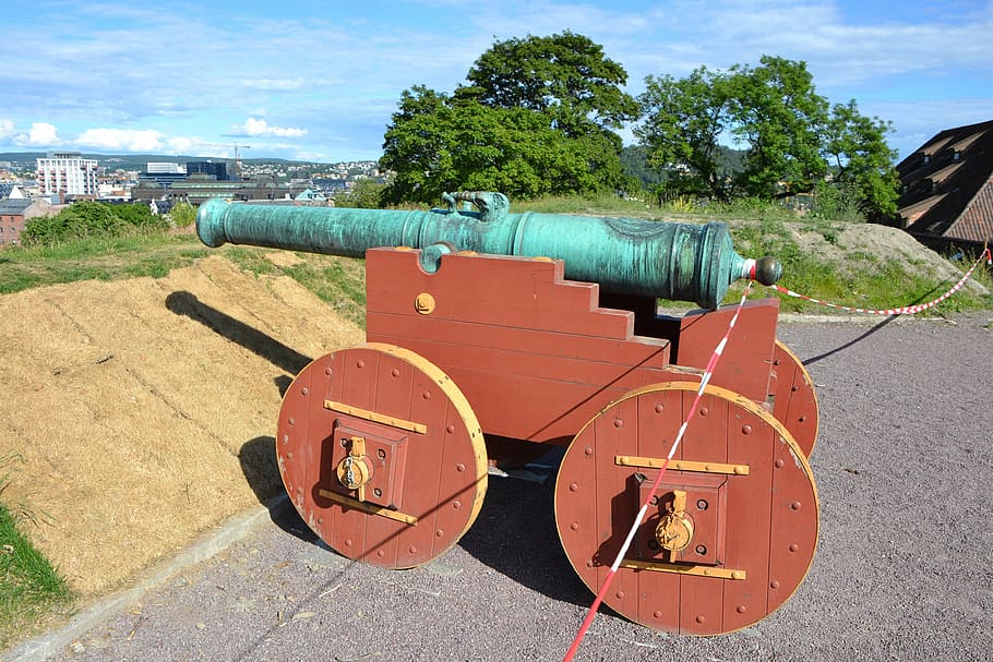 cannon, norway, oslo, akershus, fortress, architecture, day, sunlight, nature, metal