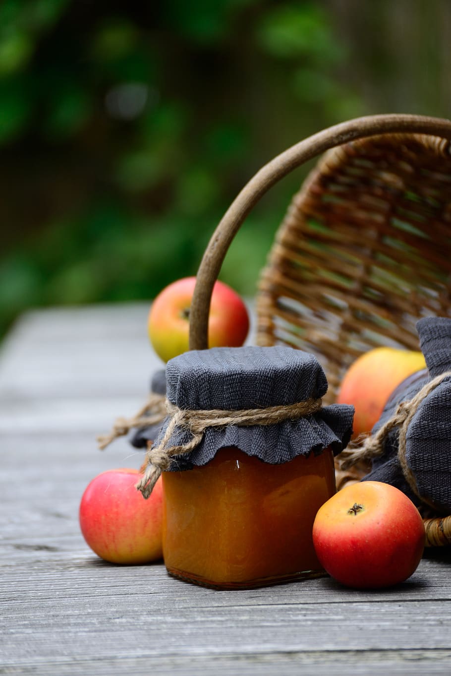 jam, apple jam, apple, windfall, case apples, meadow, cook, harvest, garden, autumn