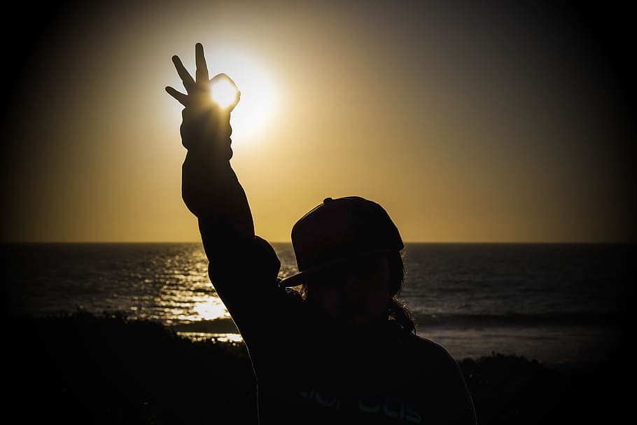 silhouette of person, Sunset, Sea, Cottesloe, Ok, feeling, good, child, girl, baseball