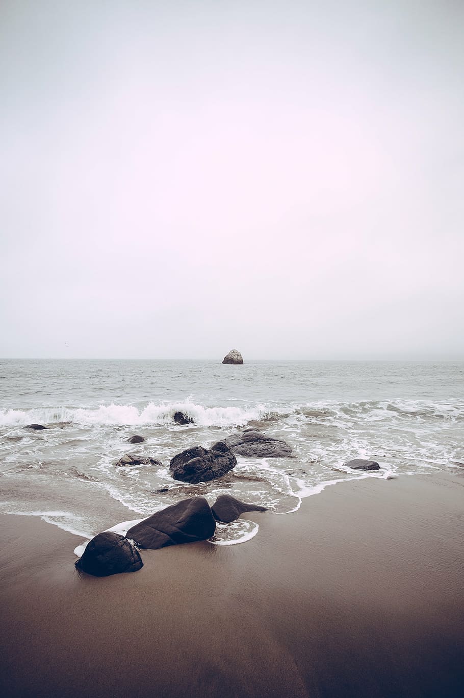 beira mar durante o dia, panorâmico, fotografia, praia, dia, natureza, costa, rochas, água, mar