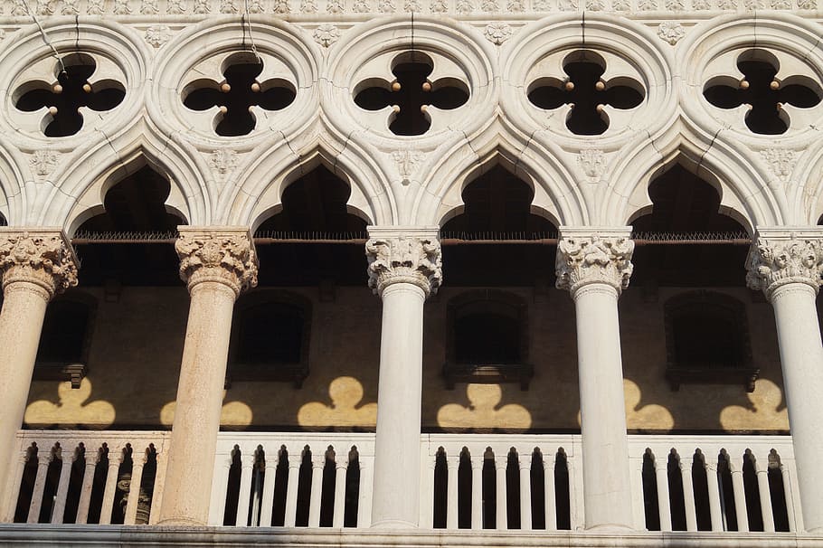venice, palazzo ducale, italy, architecture, arch, built structure, building exterior, building, architectural column, low angle view