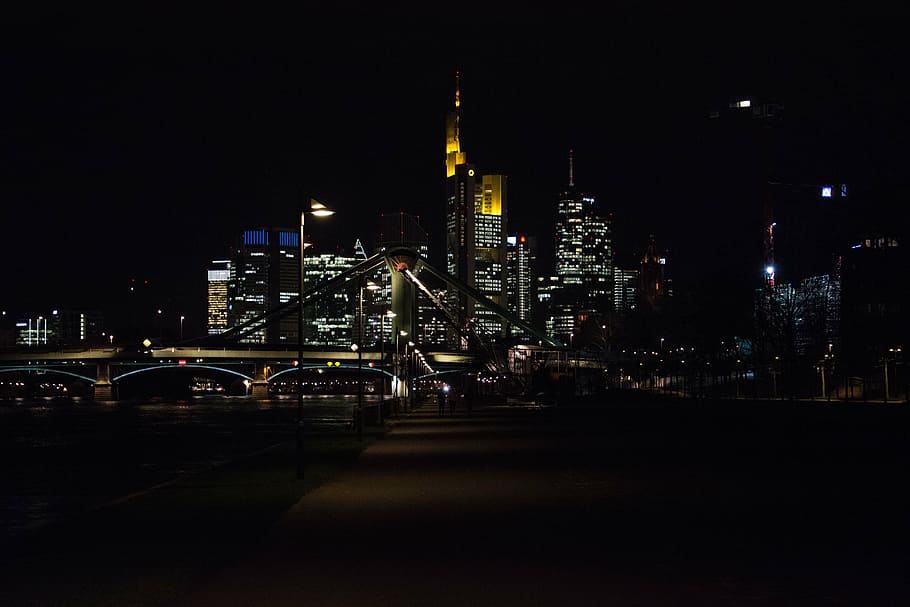 frankfurt, noche, ciudad, frankfurt am main alemania, horizonte, luces, abendstimmung, arquitectura, estructura construida, iluminada