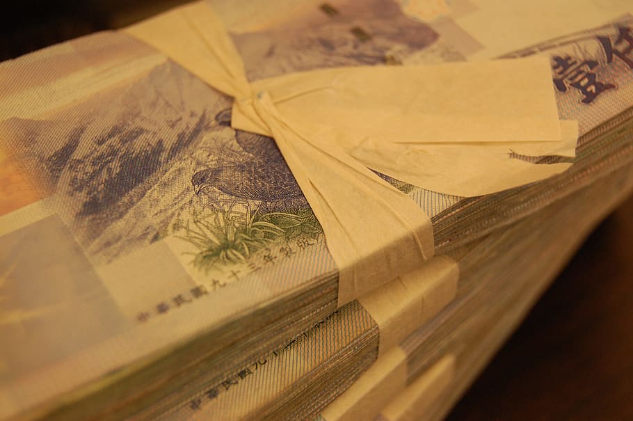 bundle, banknote, wood plank, money, taiwan dollar, one thousand yuan, paper, finance, business, mail