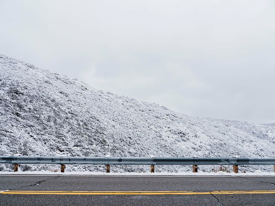 foto del paisaje, carretera de asfalto, frente, Alpes de montaña, fotografía, nevado, montaña, nieve, ladera, calle