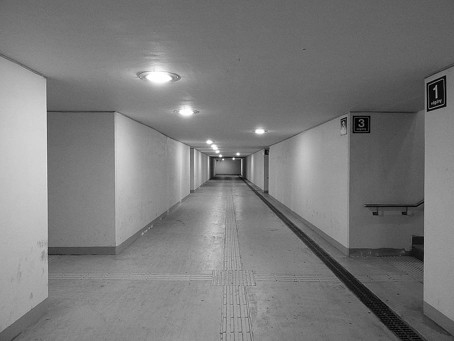 underpass, passage, railway underpass, tunnel, black and white, indoors, empty, architecture, flooring, no People