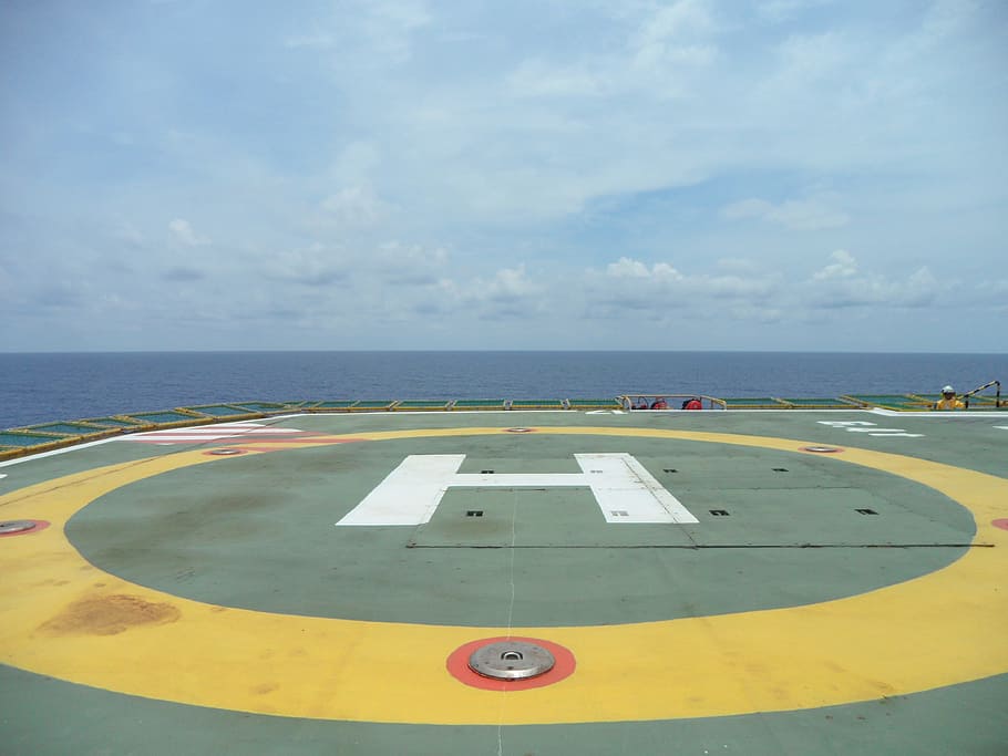 Runway, Deck, Helideck, Offshore, Rig, helipad, chopper, aviation, water, helicopter