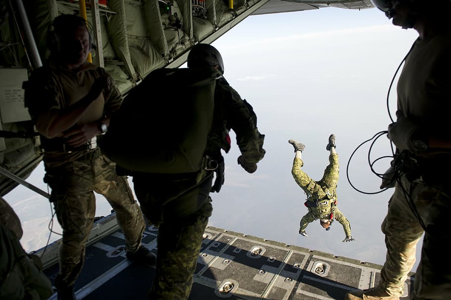 parachute, skydiving, parachuting, jumping, training, military, para-rescuers, skydivers, plane, parachutists