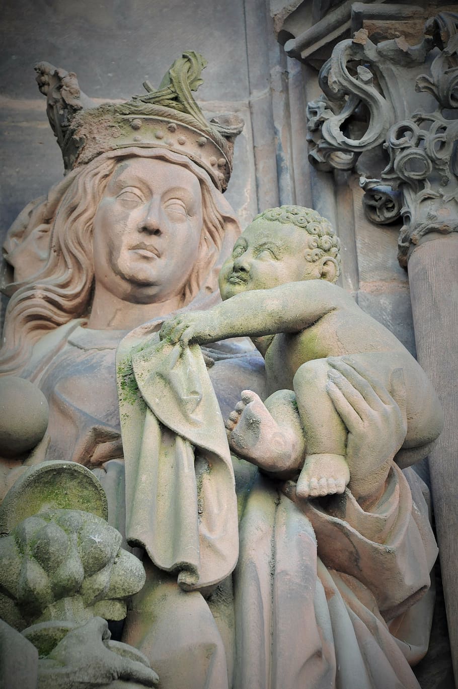 perawan, perawan dan anak, patung, katedral, katedral strasbourg, france, strasbourg, nyonya kami dari strasbourg, gothic, gereja
