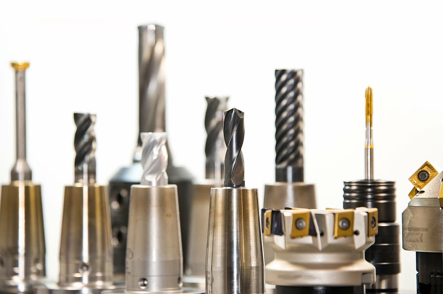 assorted drill bits, carbide drill bit, drill, milling, milling machine, drilling, tool, metal, metalworking, industry