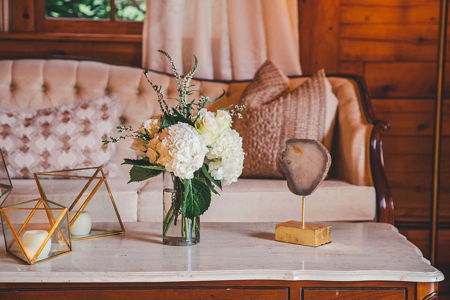 flowers, table, couch, sofa, vase, interior, design, furniture, home, apartment
