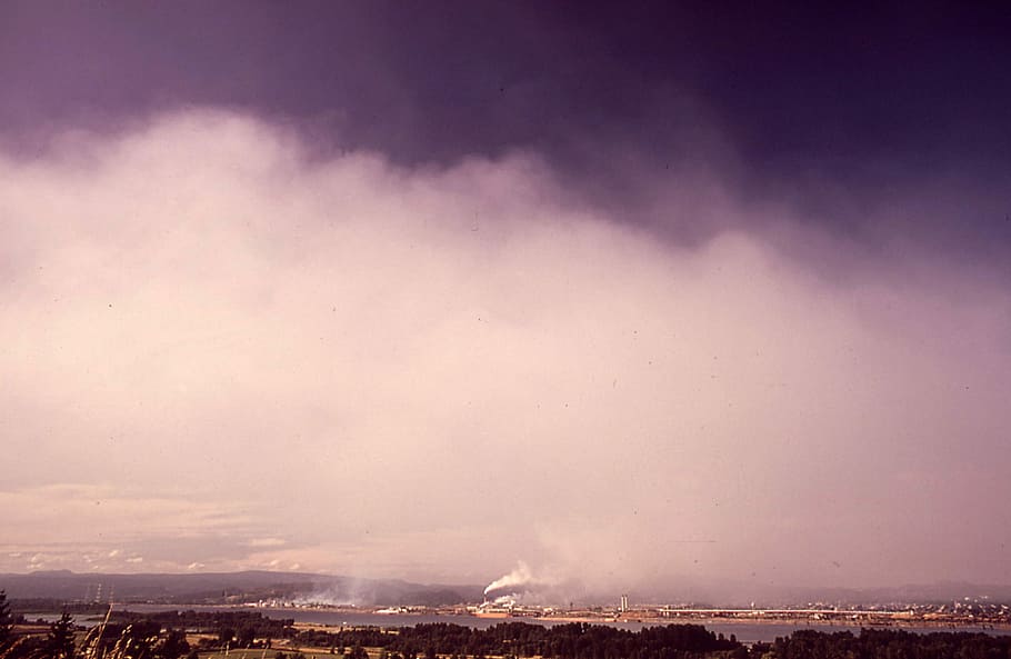 plantas weyerhauser, 1972, Kaiser Aluminium, Weyerhauser, plantas, Longview, Washington, aluminio, niebla, fotos