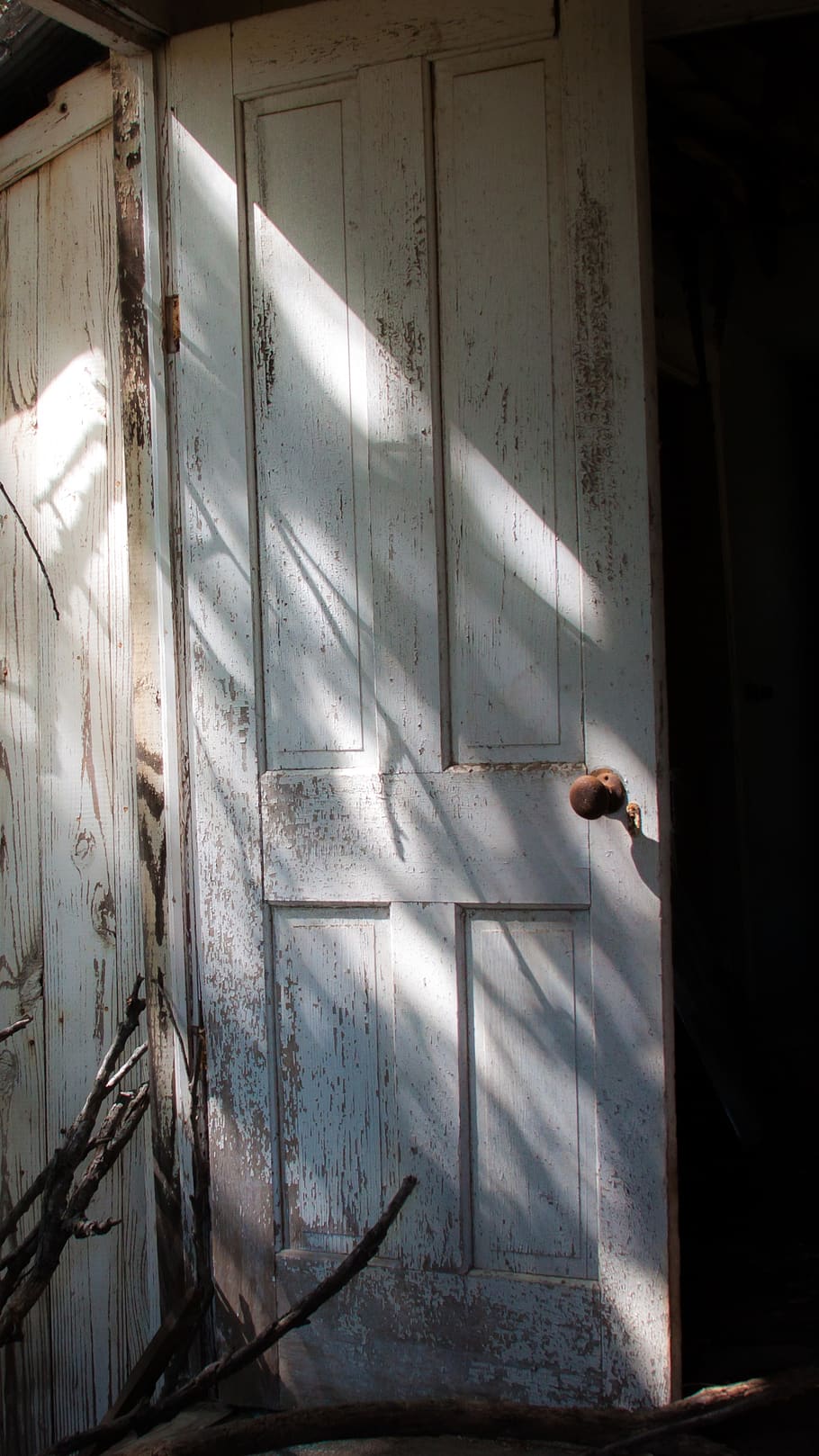 door, doorway, house, windows and doors, entrance, vacant, abandoned, indoors, architecture, sunlight